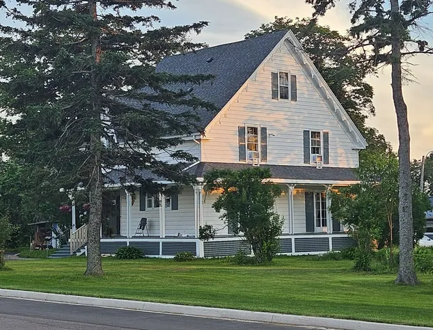 Sunflower Guest Suites hotel detail image 1