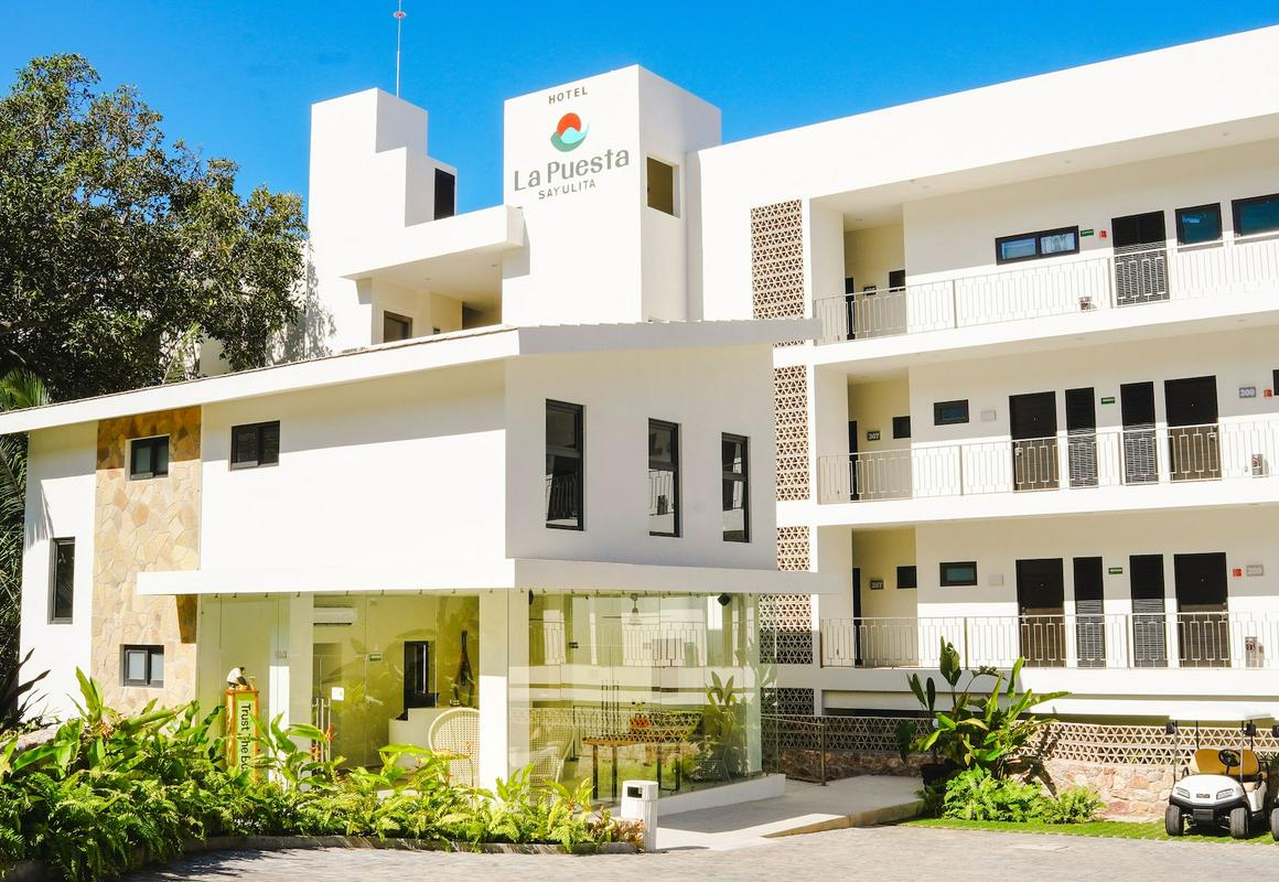 La Puesta hotel hero