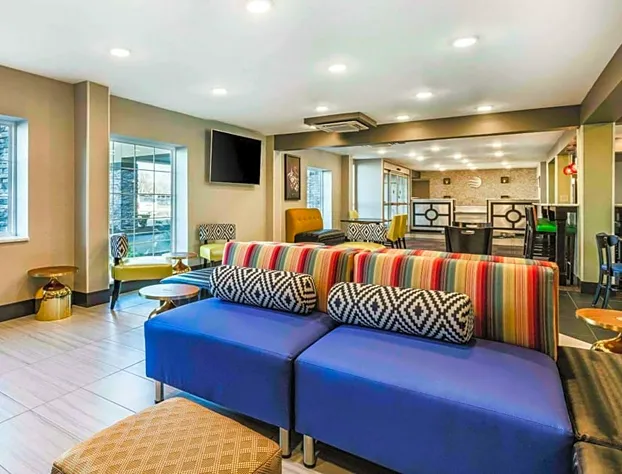 Comfort Inn Airport hotel detail image 3