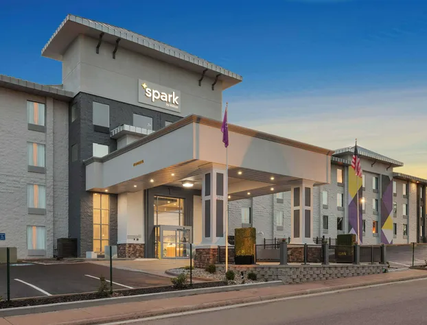 Spark by Hilton Branson Meadows hotel detail image 1