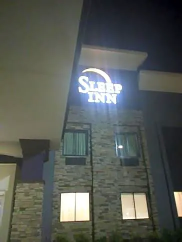 Sleep Inn And Suites Dallas Love Field hotel hero