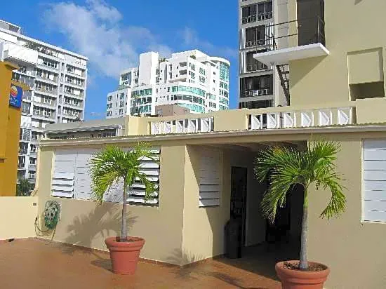 Canario Lagoon Hotel hotel hero