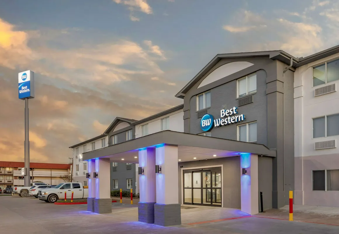 Best Western North Side Inn hotel hero