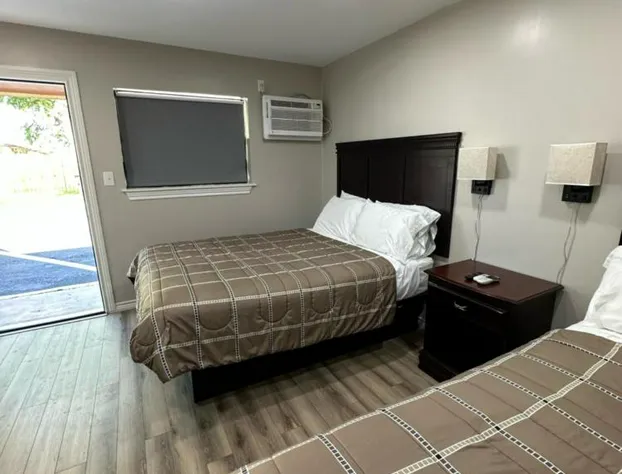 Sabinal Inn hotel detail image 4