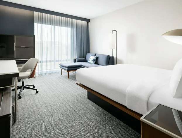 Courtyard By Marriott New Castle hotel detail image 3