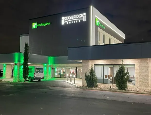 Holiday Inn Dallas Market Ctr Love Field, An Ihg Hotel hotel detail image 1