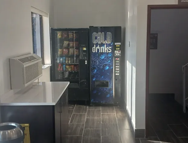 Red Roof Inn Huntsville, AL hotel detail image 2