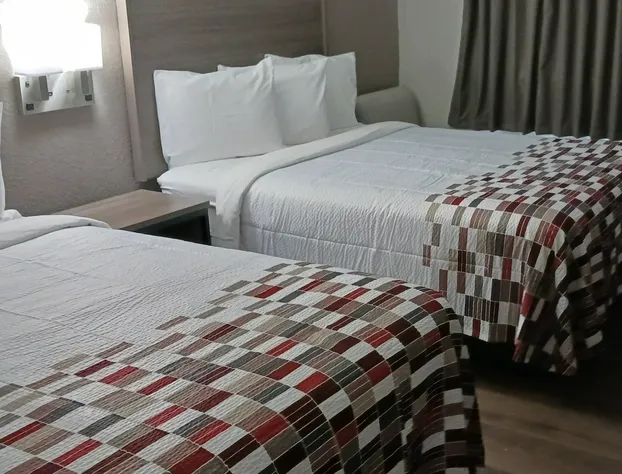 Red Roof Inn Huntsville, AL hotel detail image 3