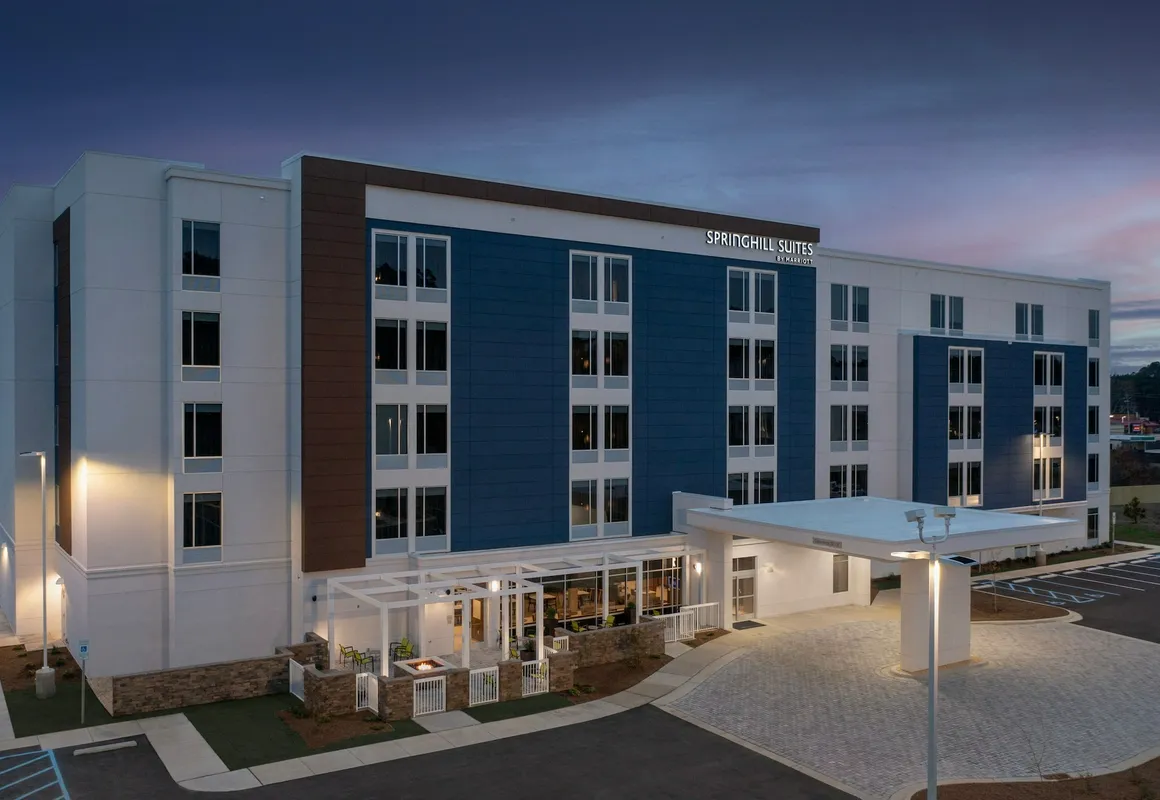 Springhill Suites By Marriott Fayetteville I 95 hotel hero