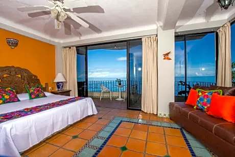 Mar Sereno Hotel & Suites hotel detail image 1