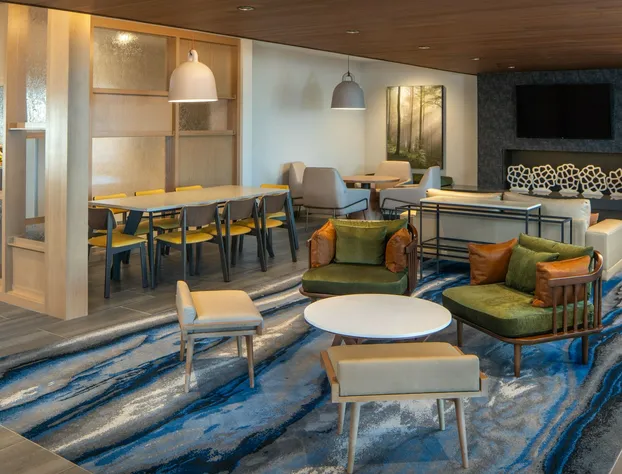 Fairfield Inn & Suites by Marriott Huntsville Redstone Gateway hotel detail image 1