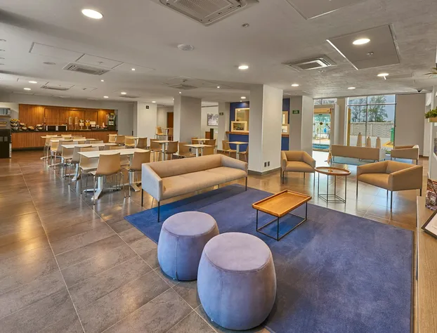 City Express By Marriott Comitan hotel detail image 4