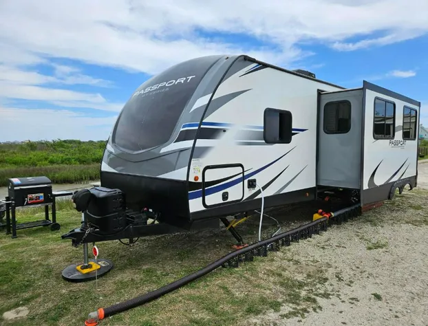 Haileys Beach-n-Bay RV Resort hotel detail image 3