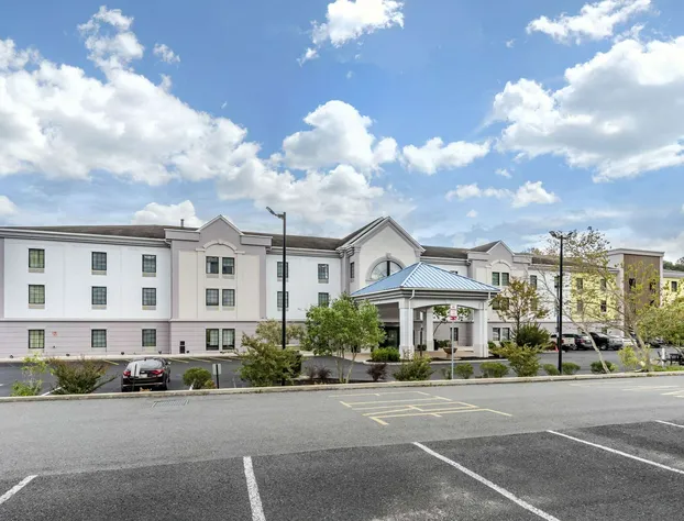 Mainstay Suites Ocean City West hotel detail image 2