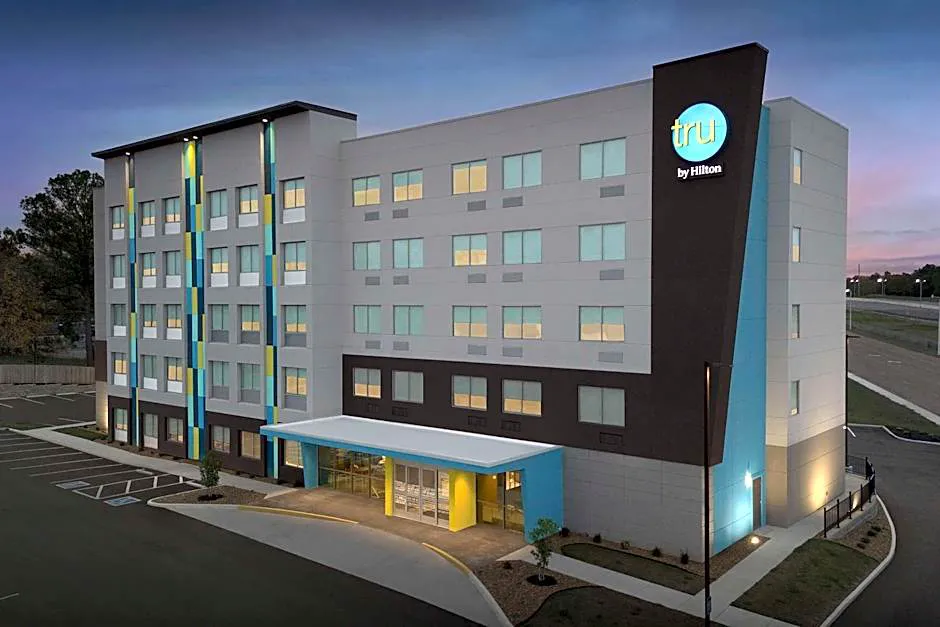 Tru By Hilton Jackson, Tn hotel hero