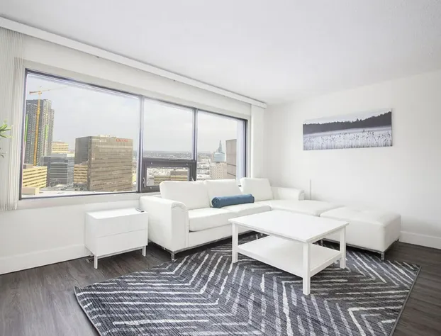 1 Bedroom Suite in Downtown Winnipeg With Parking hotel detail image 1