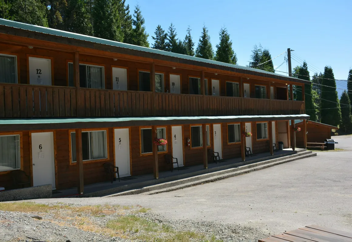 Kitimat Lodge hotel hero