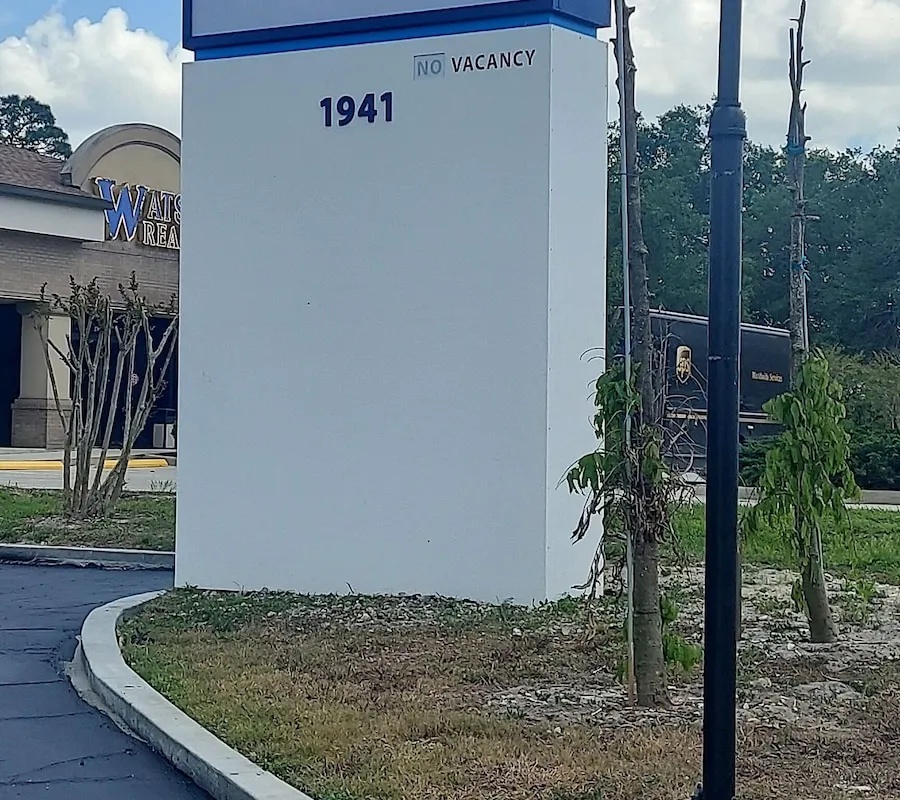 Hotel Blue hotel hero