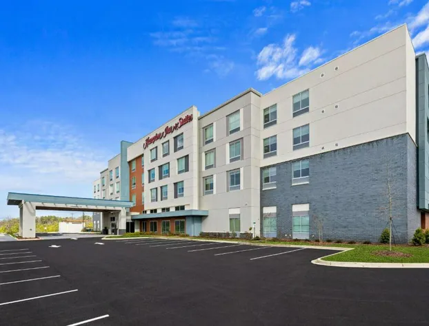 Hampton Inn & Suites Bessemer Birmingham hotel detail image 1