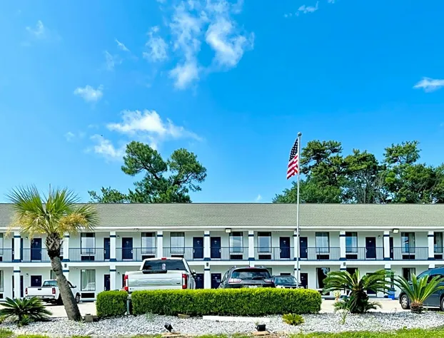 MAGNOLIA INN of BELOXI,OCEAN SPRINGS,PASCAGOULA & GAUTIER hotel detail image 1