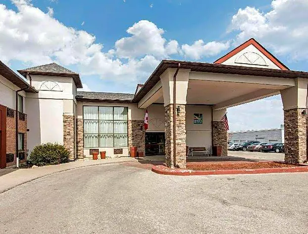 Quality Inn & Suites Mississauga hotel detail image 2