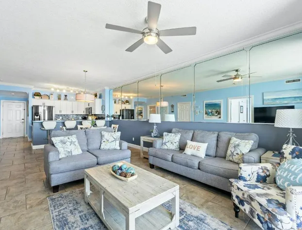 Twin Palms Beach Resort by Panhandle Getaways hotel detail image 4