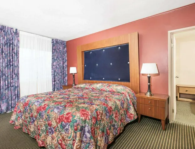 Budget Inn Natick hotel detail image 3