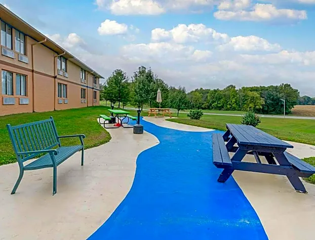 Clarion Pointe hotel detail image 3