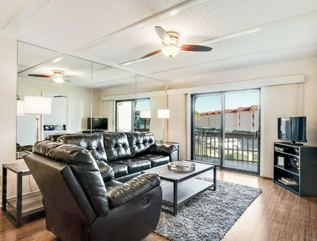 Unit 4204 - Ocean Racquet Resort hotel detail image 3