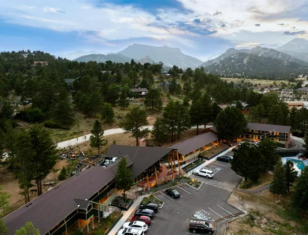 Trailborn Rocky Mountains hotel detail image 2