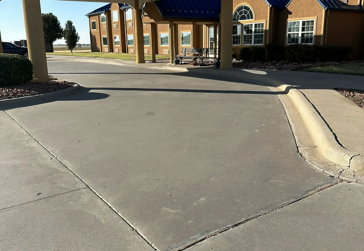 Sugar Creek Inn & Suites hotel hero