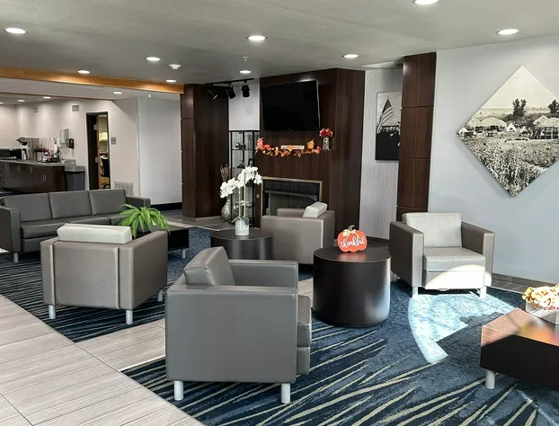 Sugar Creek Inn & Suites hotel detail image 1