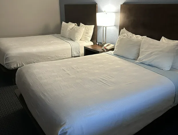 Sugar Creek Inn & Suites hotel detail image 4