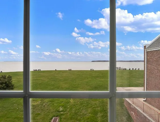 Top Floor Family Deluxe Bay View hotel detail image 1