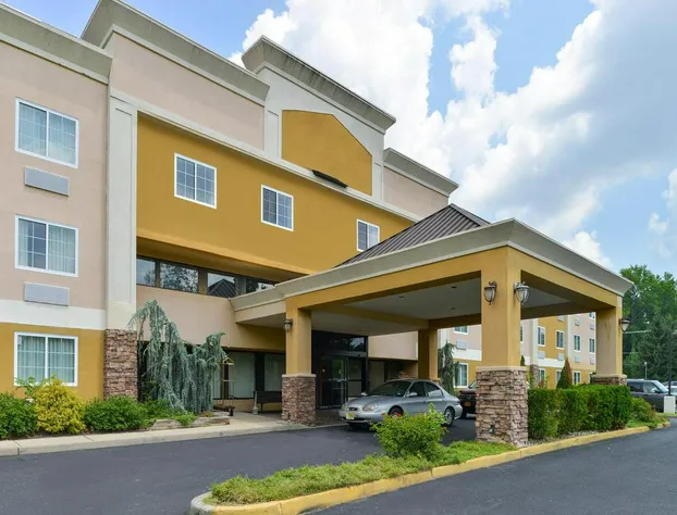 Tinton Falls Inn hotel detail image 3