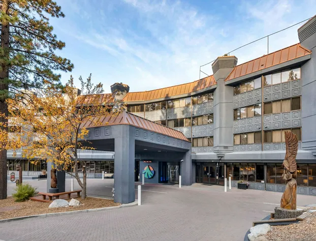 Hilton Vacation Club Tahoe Seasons Lake Tahoe hotel detail image 2