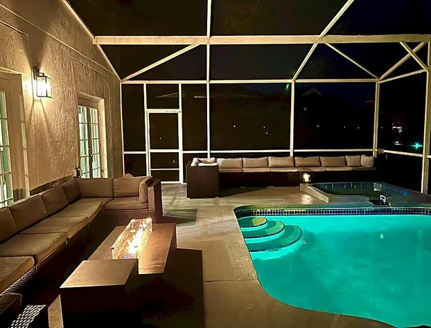 14 Room DisneyMansion Golf SPA PIckleball Resort hotel detail image 1