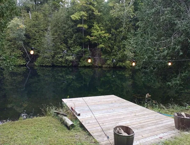 Fireside - Waterfront Resort Style Executive Cottage hotel detail image 4