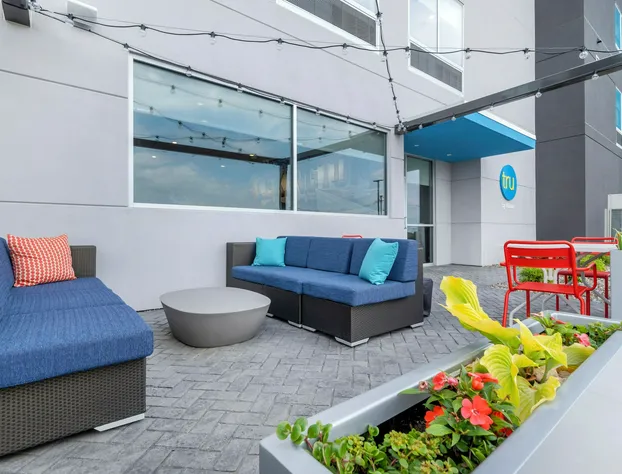 Tru By Hilton Lexington Hamburg hotel detail image 1