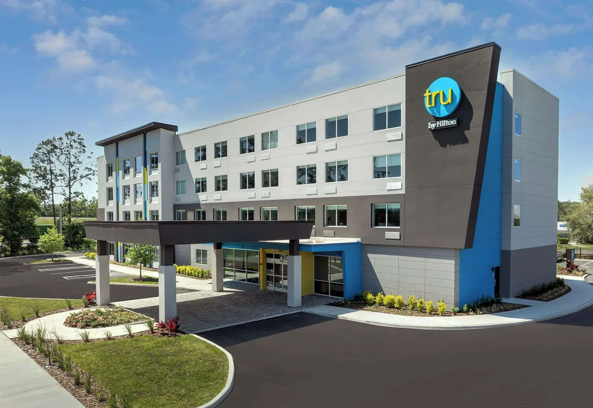 Tru by Hilton Jacksonville West I 295 hotel hero