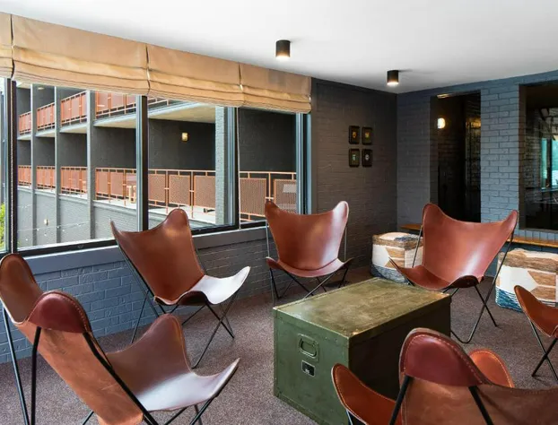 Rhode's Motor Lodge hotel detail image 4