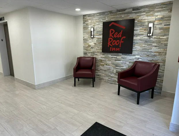 Red Roof Inn Charleston - Dunbar hotel detail image 1