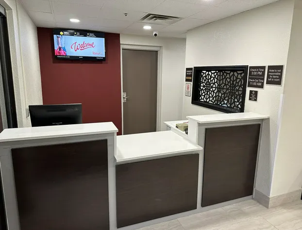 Red Roof Inn Charleston - Dunbar hotel detail image 3