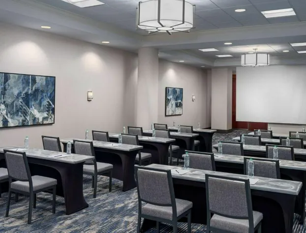 DoubleTree by Hilton Charlotte City Center hotel detail image 3
