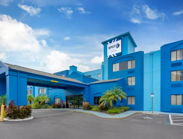 SPOT X Hotel Tampa - Wesley Chapel by The Red Collection hotel detail image 2