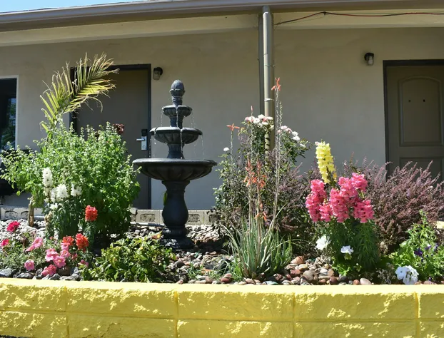 Budget Inn Motel hotel detail image 1