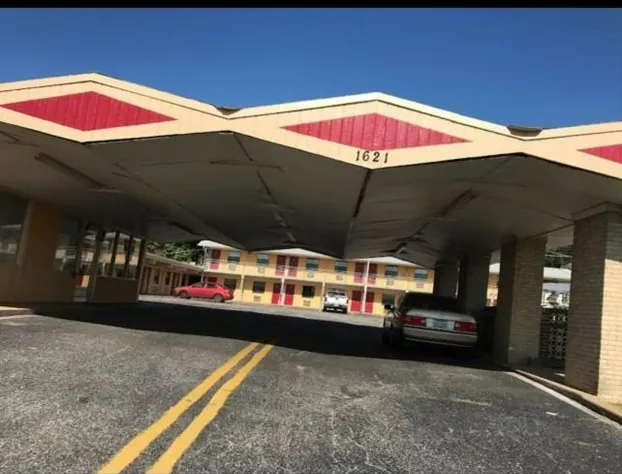 Budget Inn hotel detail image 4