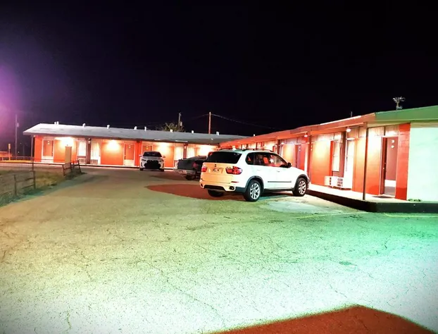 Holiday Host Motel & RV Park hotel detail image 2