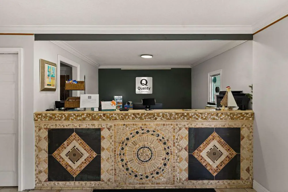 Quality Inn hotel hero