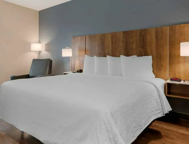 Extended Stay America Premier Suites - Fort Myers - Airport hotel detail image 1